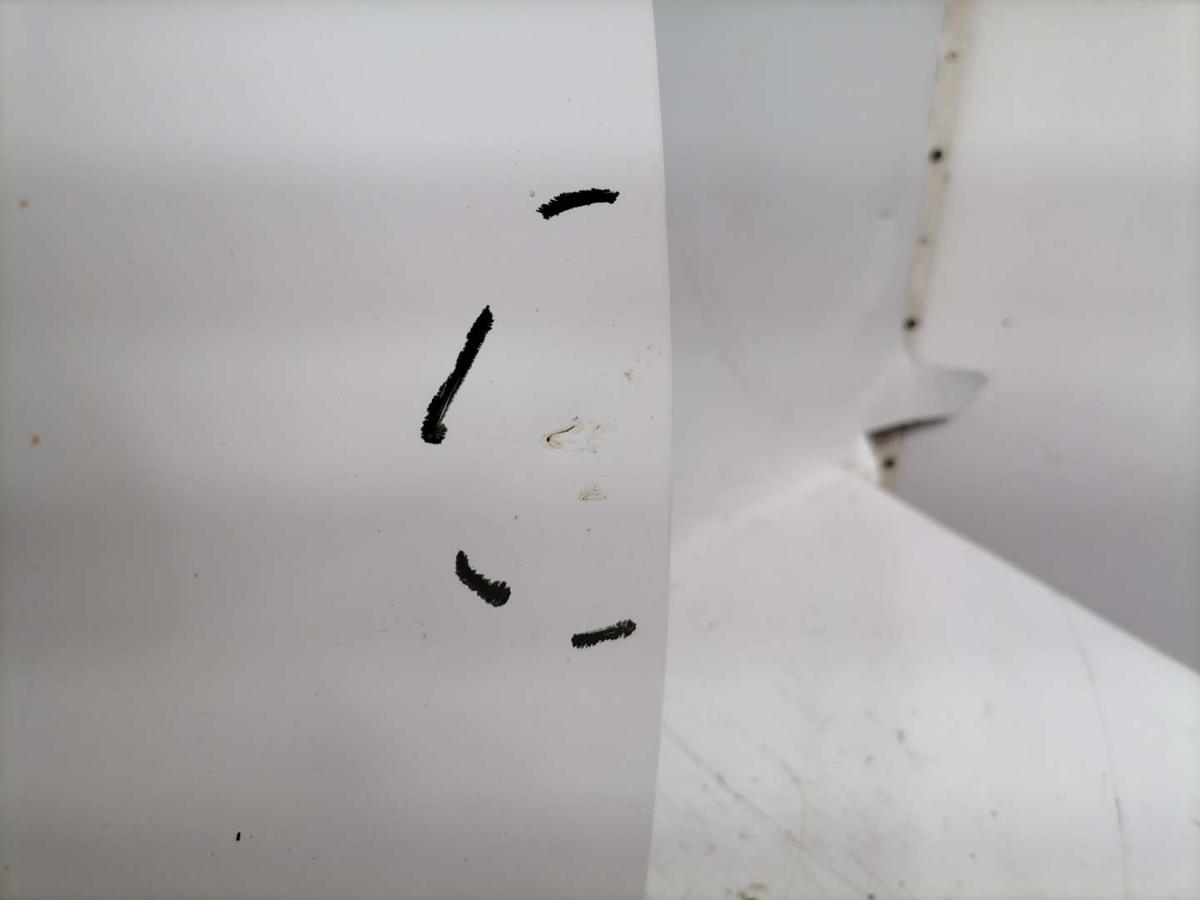 Peugeot 107 original T&uuml;r vorn rechts KWD Wei&szlig; 3-T&uuml;rer Bj.2009